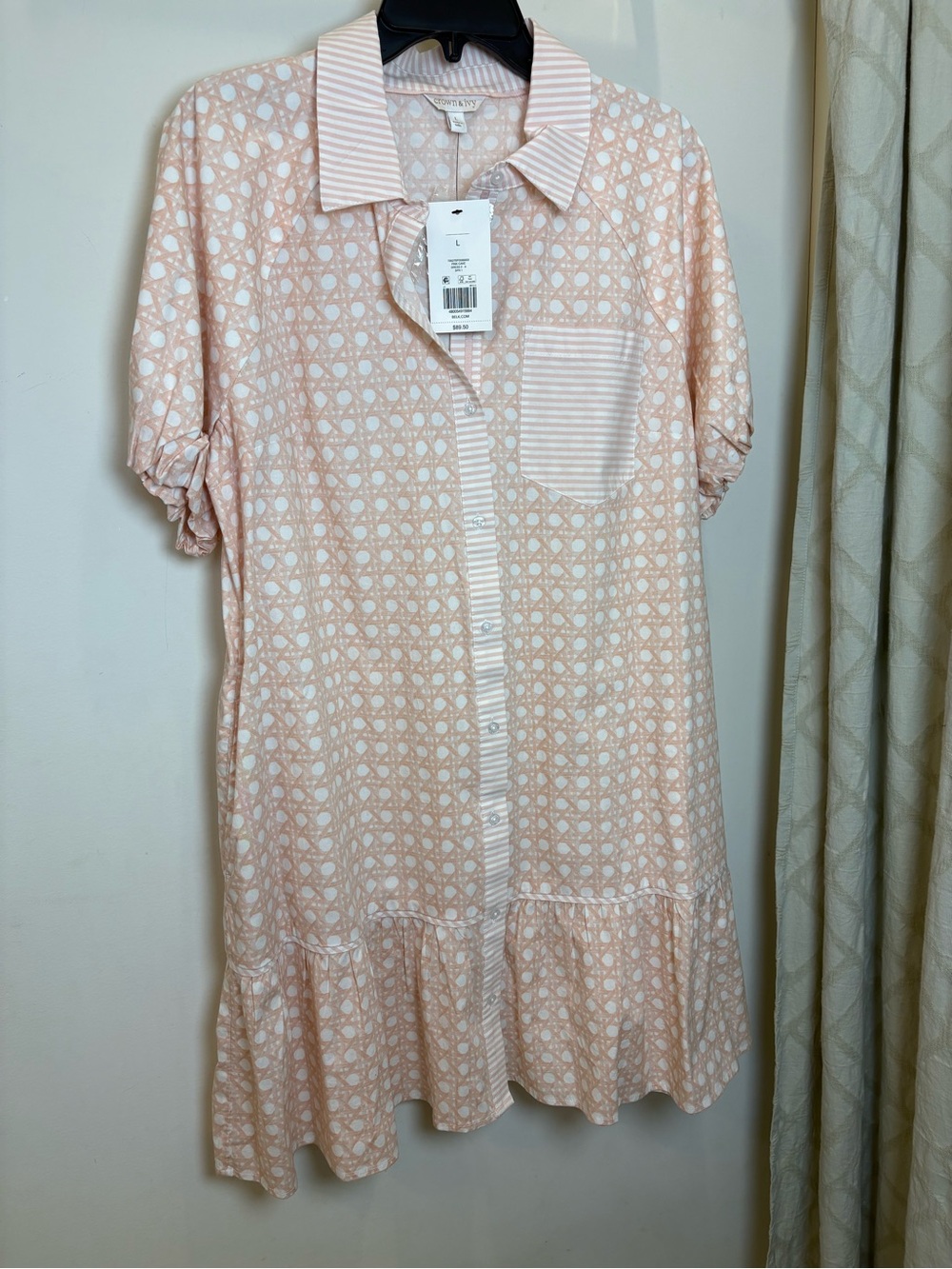 NWT Crown & Ivy Light Pink and White Dress